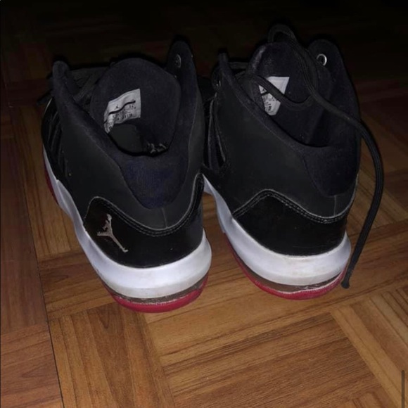 Shoes - Picture 4 of 6